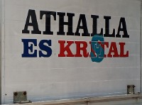 Athala Es Kristal